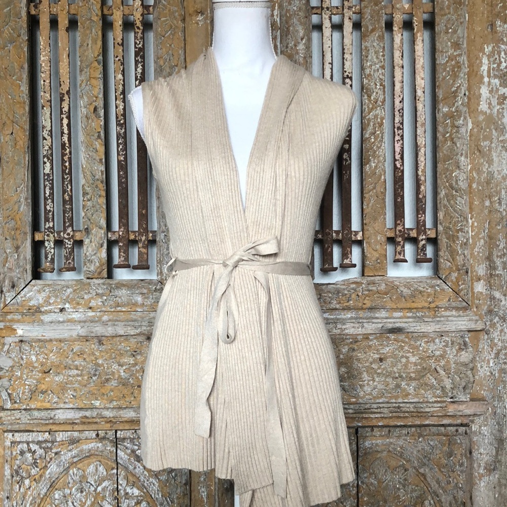 GUESS LA SLEEVELESS WRAP TOP OATMEAL S NEW